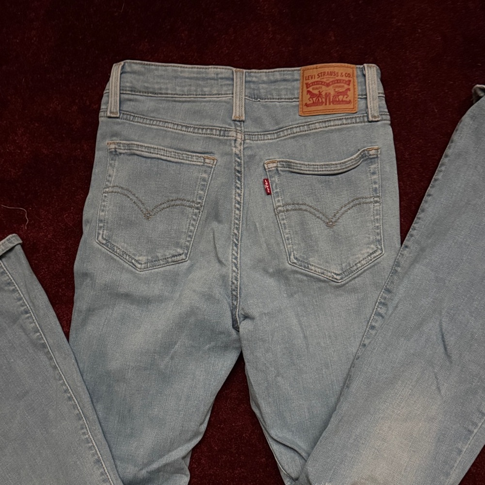 Levi’s Light Blue Distressed Women's Jeans